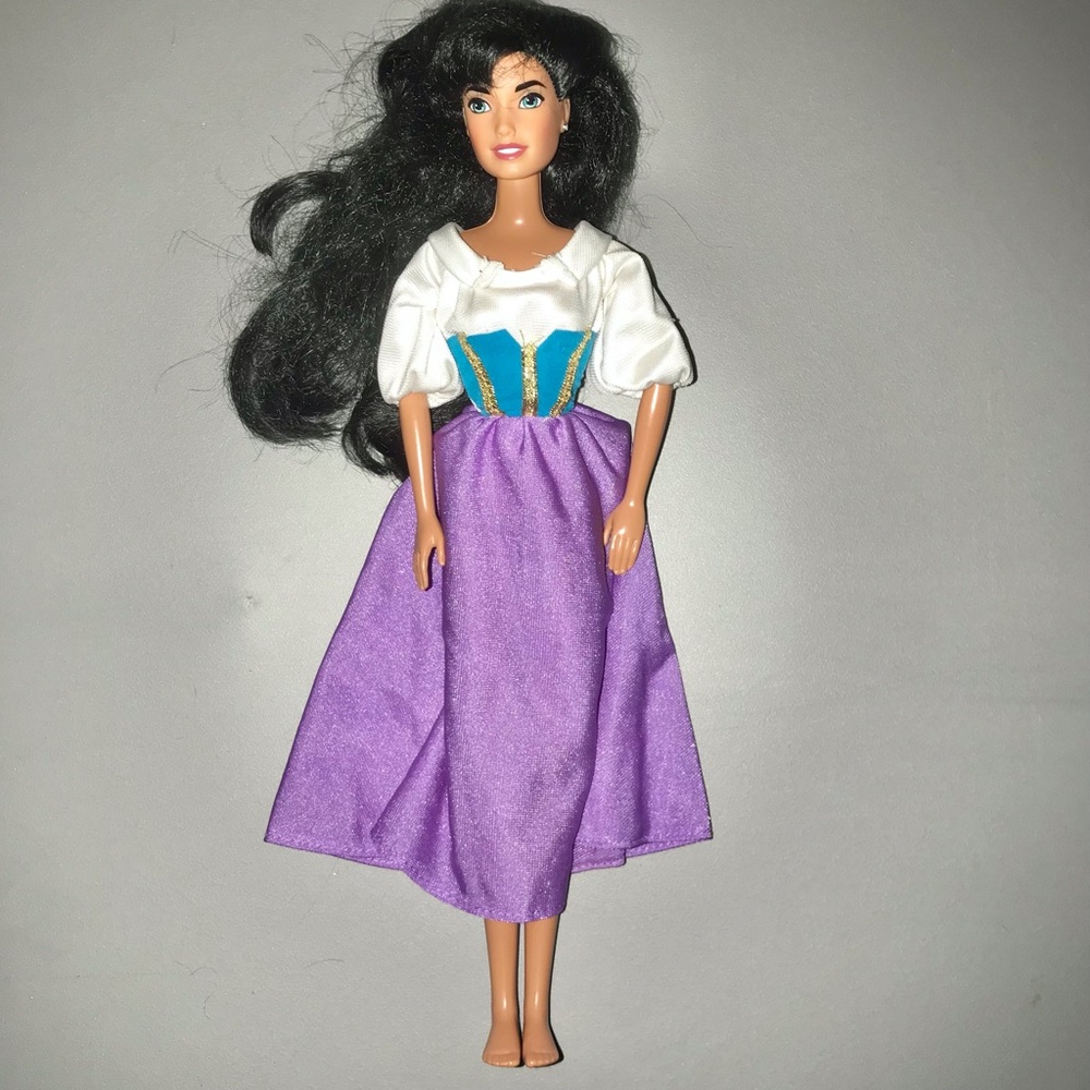 Vintage 90’s The Hunchback Of Notre Dame Esmeralda Doll Mattel Disney